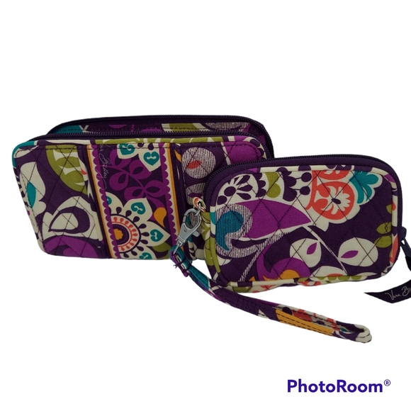 Vera Bradley Wallet / Wrislet Set - Picture 2 of 8